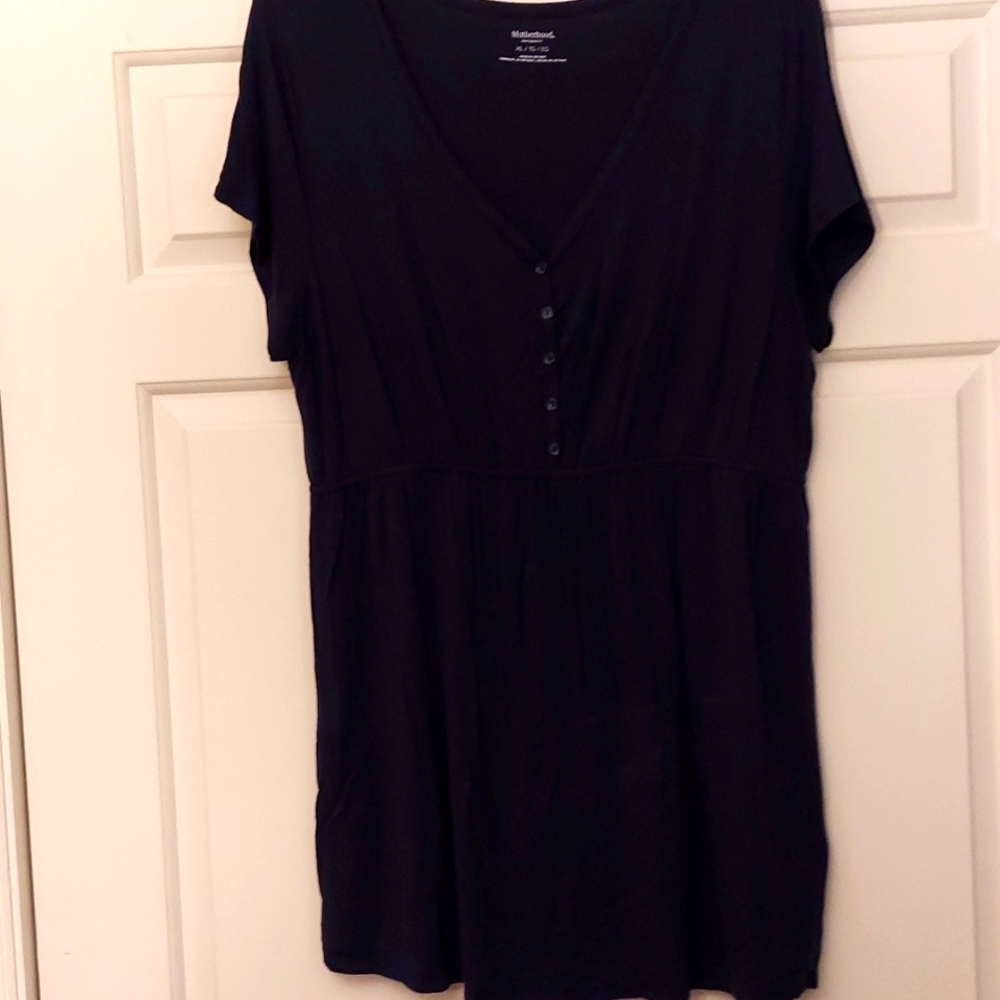 Maternity t shirt